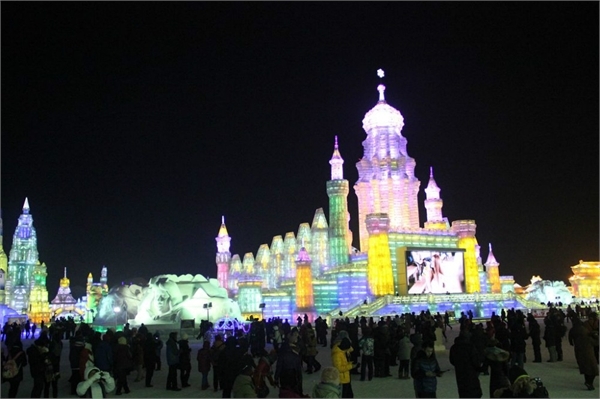 雪谷,雪乡,哈尔滨冰雪大世界,索菲亚教堂,哈尔滨中央大街步行街图片