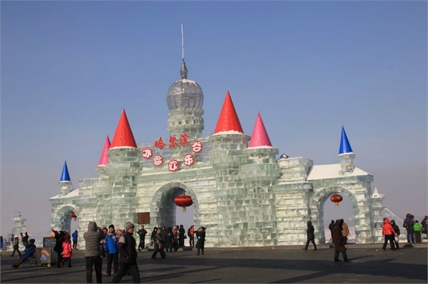 雪谷,雪乡,哈尔滨冰雪大世界,索菲亚教堂,哈尔滨中央大街步行街旅游攻略图片
