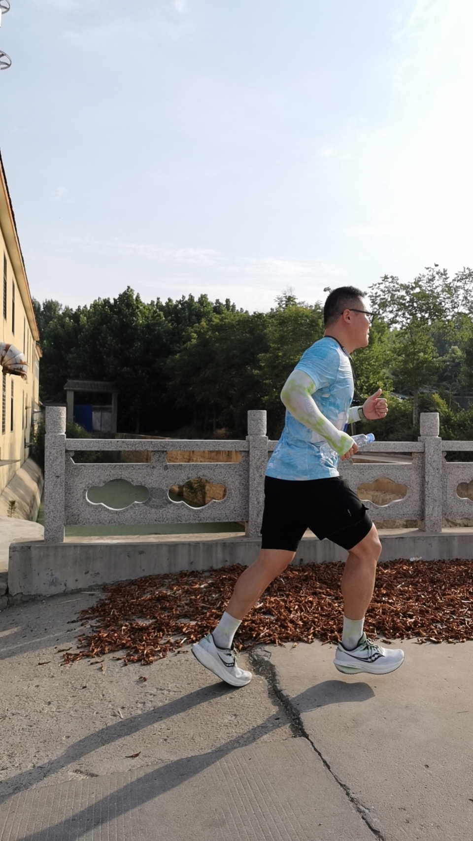 mmexport1717896415059