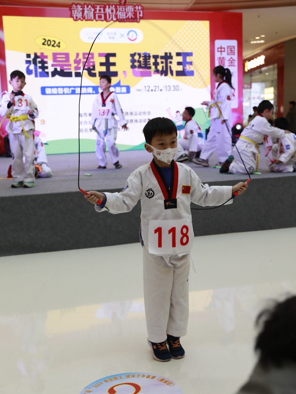 4be57cb9e3c16504061ba94e0a39d9a