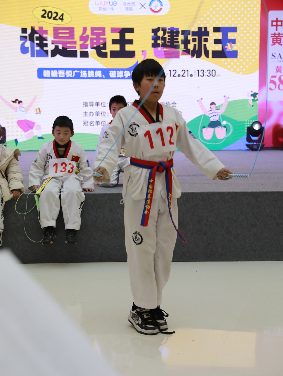 727c3e56e16163a9d73df5eeab8af11