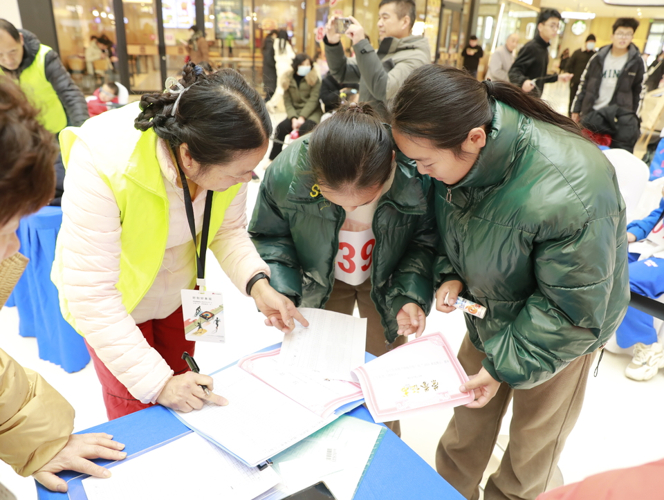 c60581b328b5d5633c4b3df714d8713