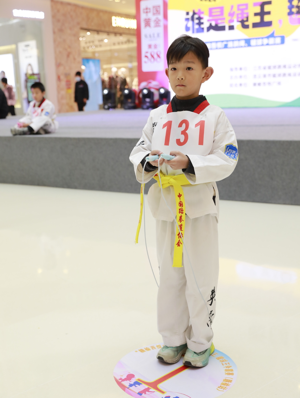 d84485a5bcbaa0f3fa79152d55e4b87