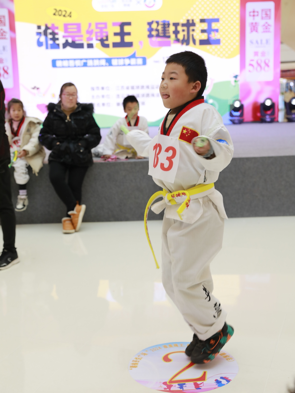 eefb35bdfc0497f4a8d02e5c044ba62