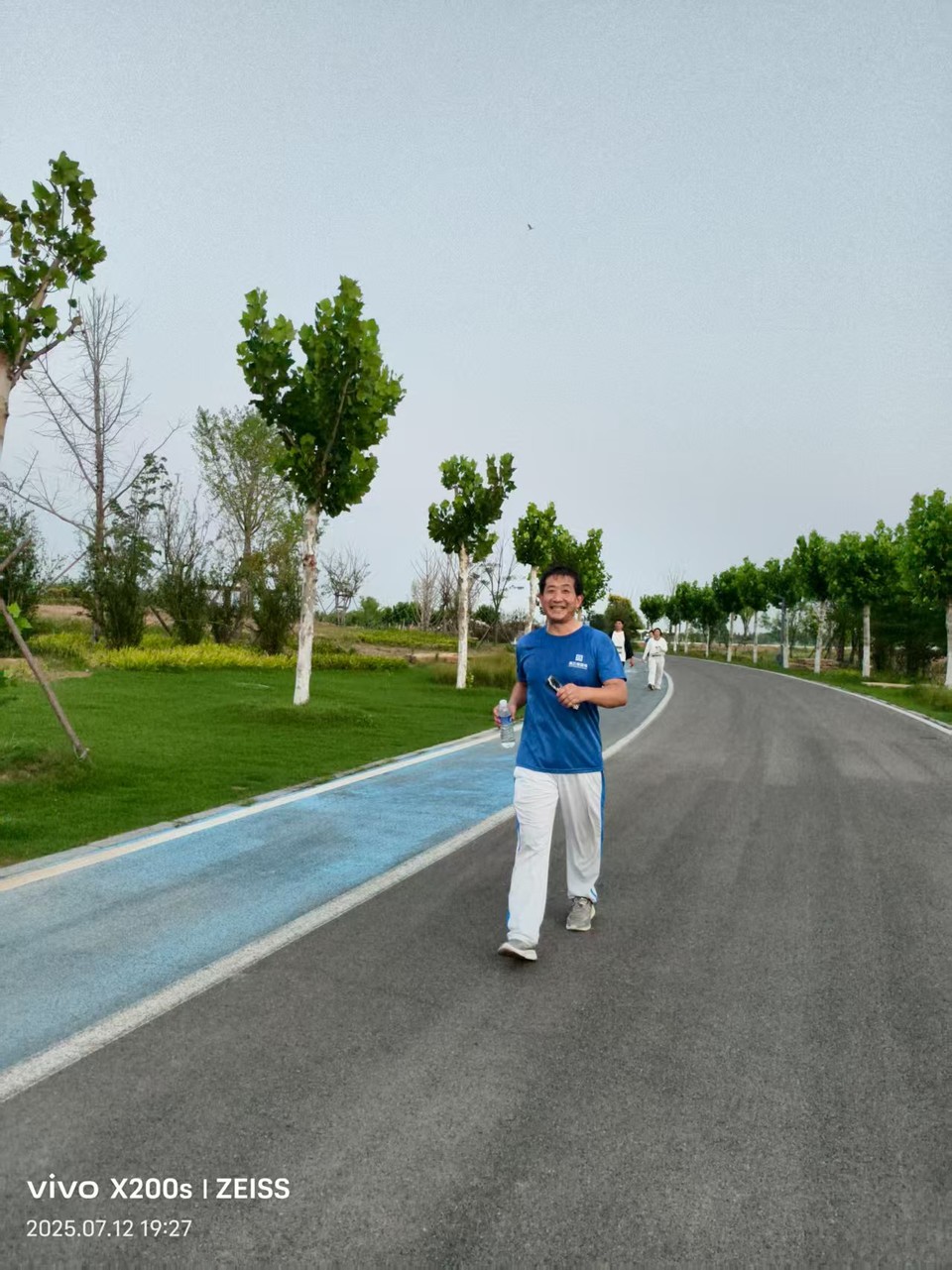 704b042adf07026242d28df6e81c9438