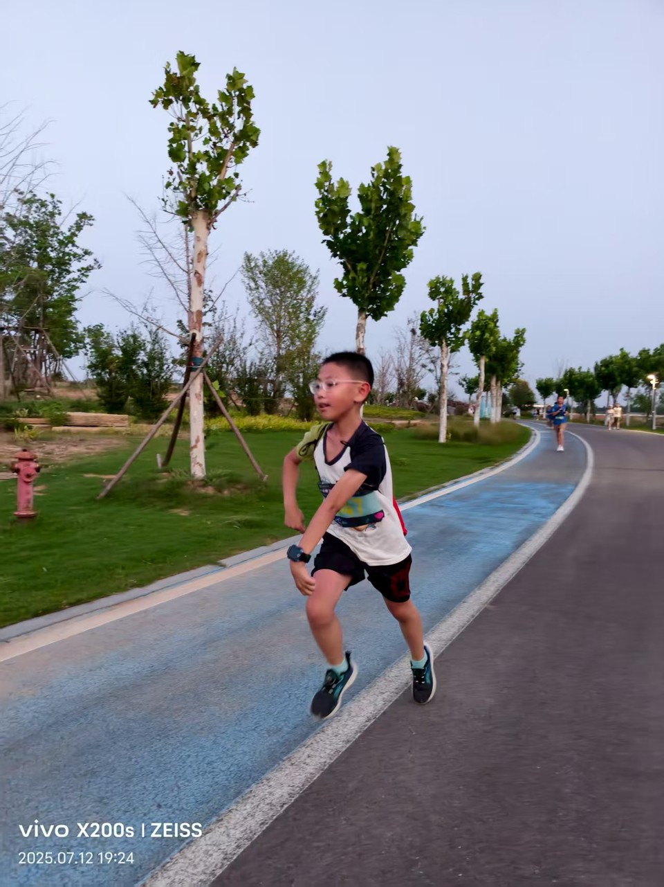 ce4b1e2dbd22e379e49c8266bb4a7861