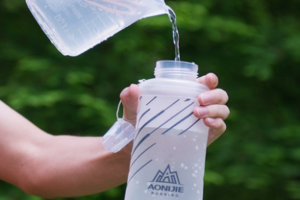 奥尼捷运动水壶硅胶水杯便携软水袋户外水瓶跑步软水壶徒步旅行