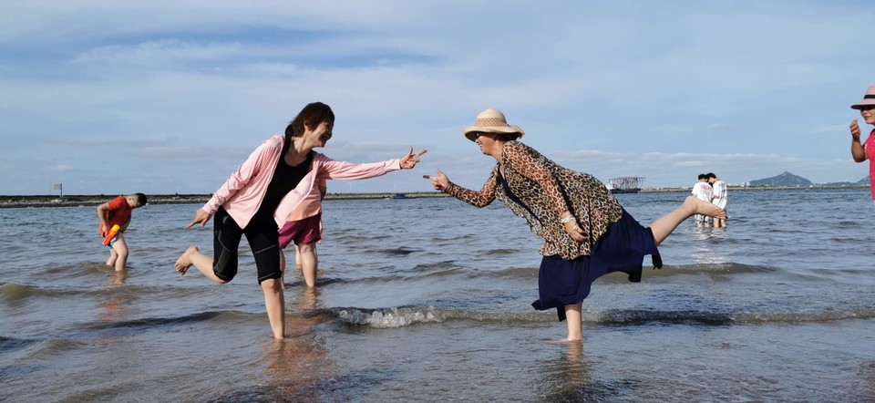 7qu3l700m-yxrI-0LSolGNhdZXUm0o25vVZ-42WZLKvkkBZRRFF__3wJr7ySF88w