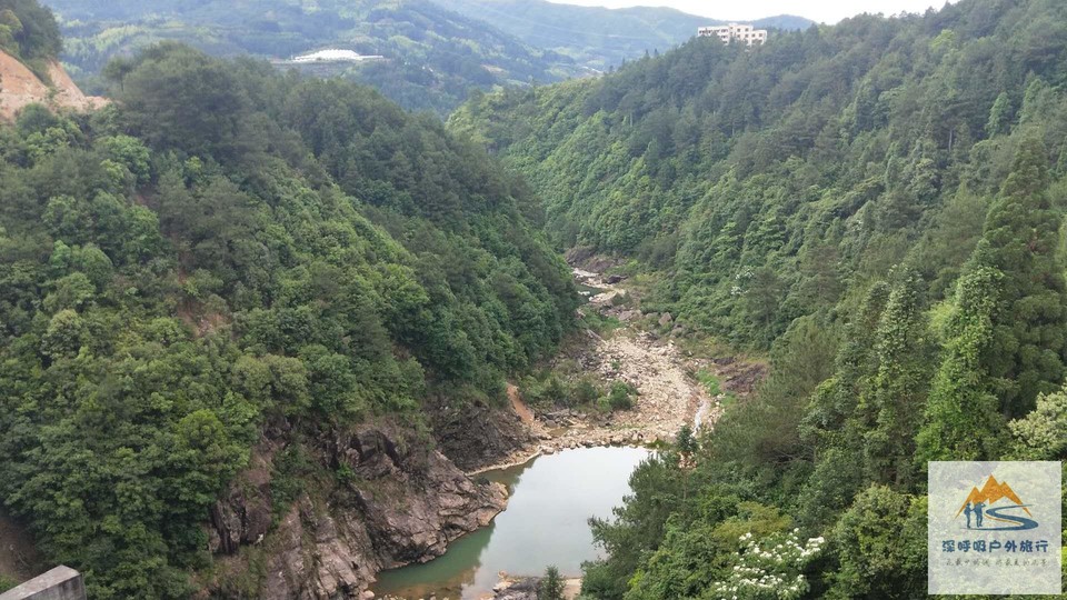 je-eswo52Pbg3D-9b8MQhDC6tg4qU64_VIvp2h2J0ZY1vMcpm87oXHm7_p61Ms_4