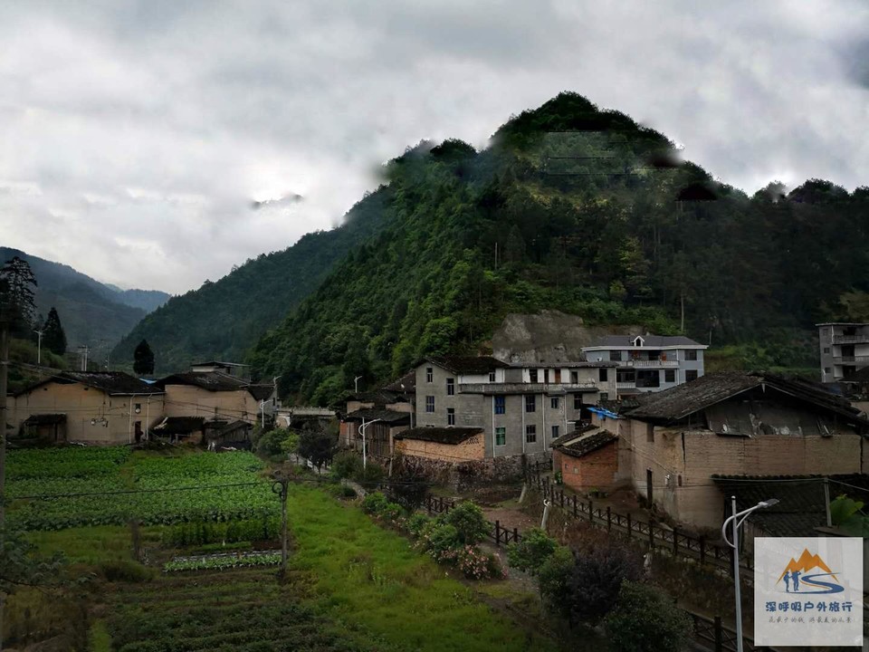 7c-5G-hUUotXA7ee_Lv8EA_0AQXY1XrTPGtQhH7P6ylTDgVakz5WjlvY0H8lLUIT