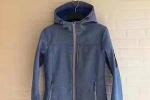 轻量防风软壳衣女款