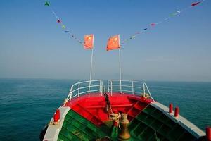 陪孩子过六一，出海捕鱼吃海鲜