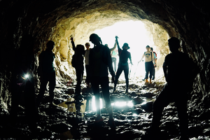 每周一山 11.19/11.20 | 泥河穿山洞环线 穿越神秘的山洞，感受彻头彻尾的“山洞之气”，身临其境！