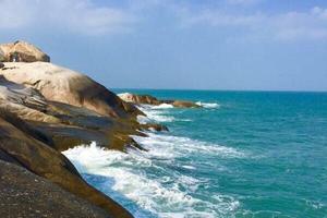 与大海的约会——赶海拾贝，踏浪前行