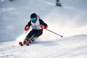 【雪国列车5日】SUV小团，北极村+北红村+圣诞村+龙江第一湾+中国最北点+白桦林+马拉爬犁+驯鹿+滑雪，深度纯玩5天