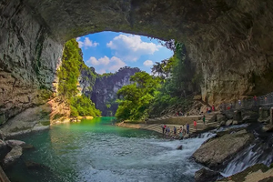 【阳朔深度游+黄姚古镇3天】徒步漓江，登相公山，行摄遇龙河古桥，体验手撑竹筏，骑行十里画廊