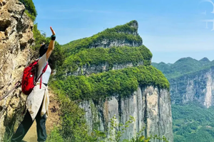 【全景恩施4日】·峡谷秘行 立体穿行恩施，徒步探秘亿年地质史诗