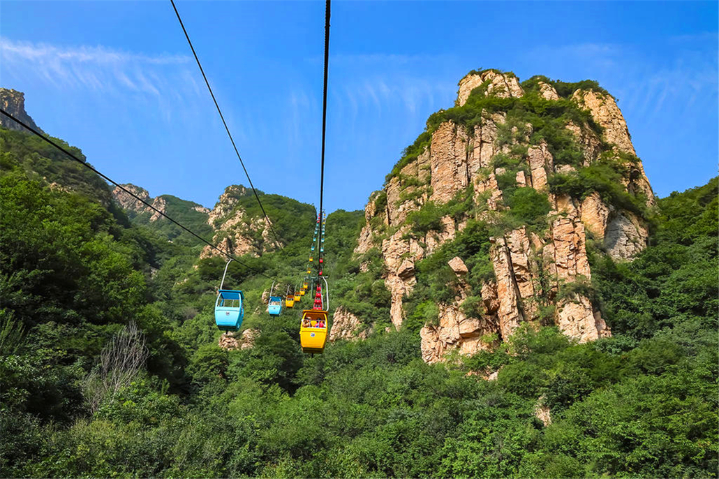 当地游首页>北京>一日游> 北京平谷天云山旅游风景区位于北京市平谷区