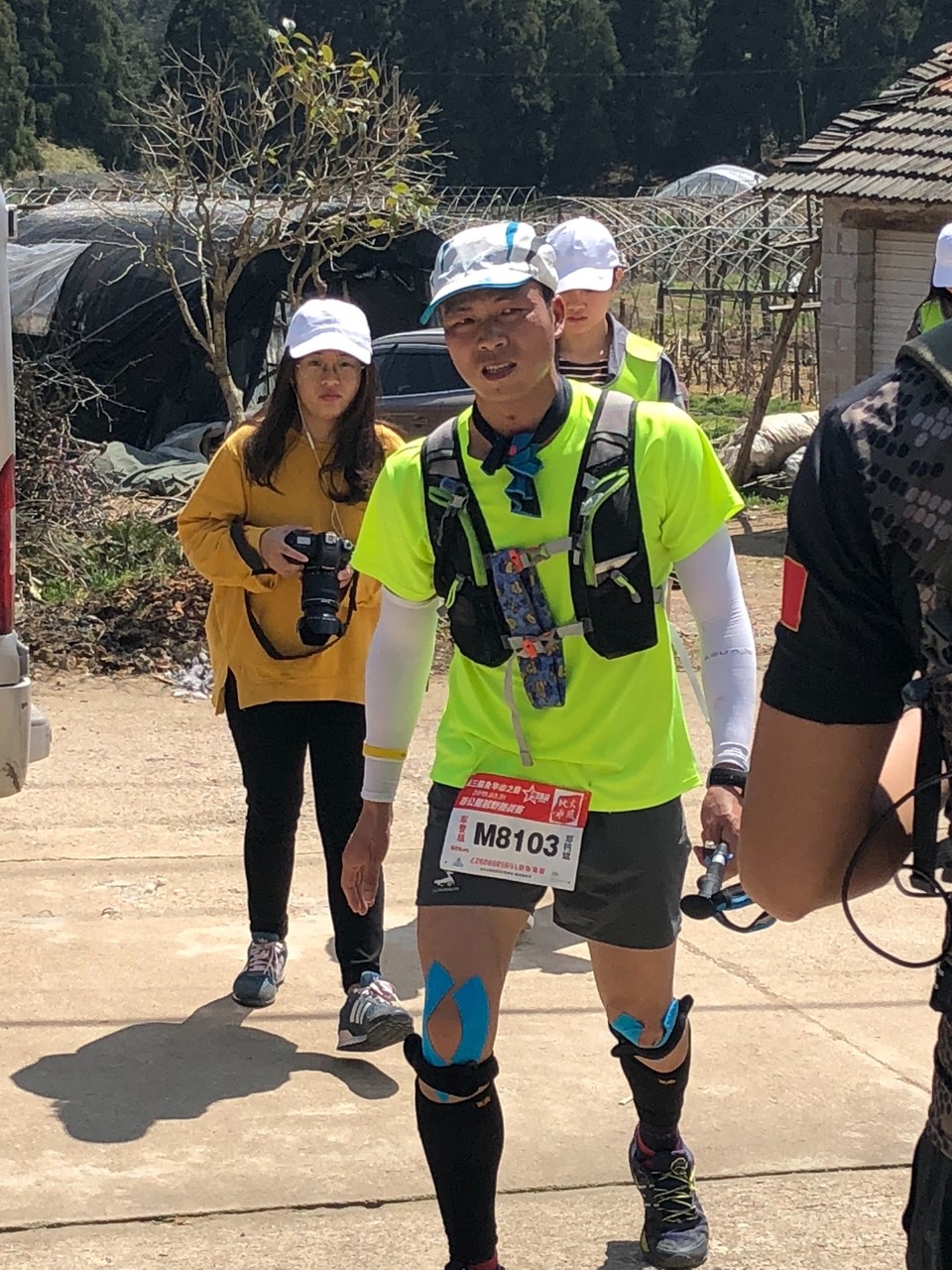 EDE59A60-D27C-420A-81D4-DA650E6B749A