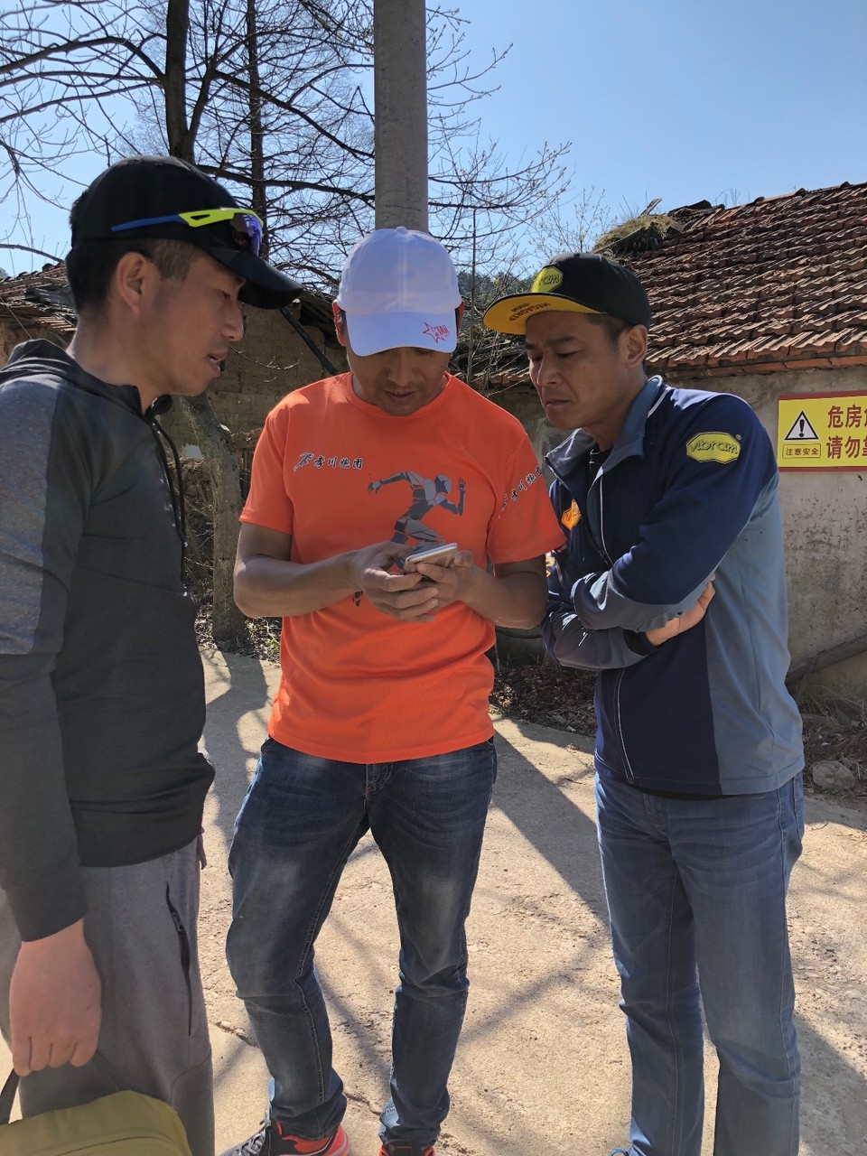 67BC4EBC-3164-41E1-B6F2-3D71E4641338