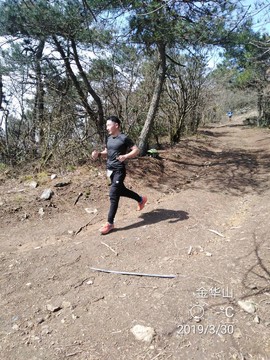 LyALONEuOIR3DpqQTpCUgM8VLTSxJ1kFENDtnLnB7cuvKMDrfWkSa9VrH-_ayM1d