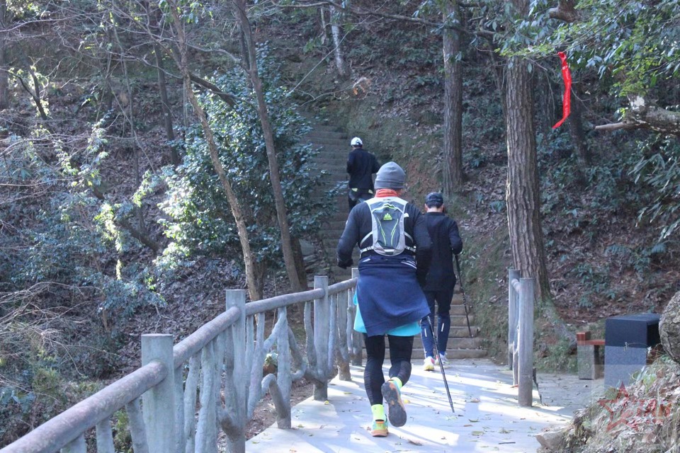 rkm9l-rCabGtVPOdFQjsR9qWHnDmZntC7ly70_YRQFfXUvR3pgOTfbbXOVmkwRpo