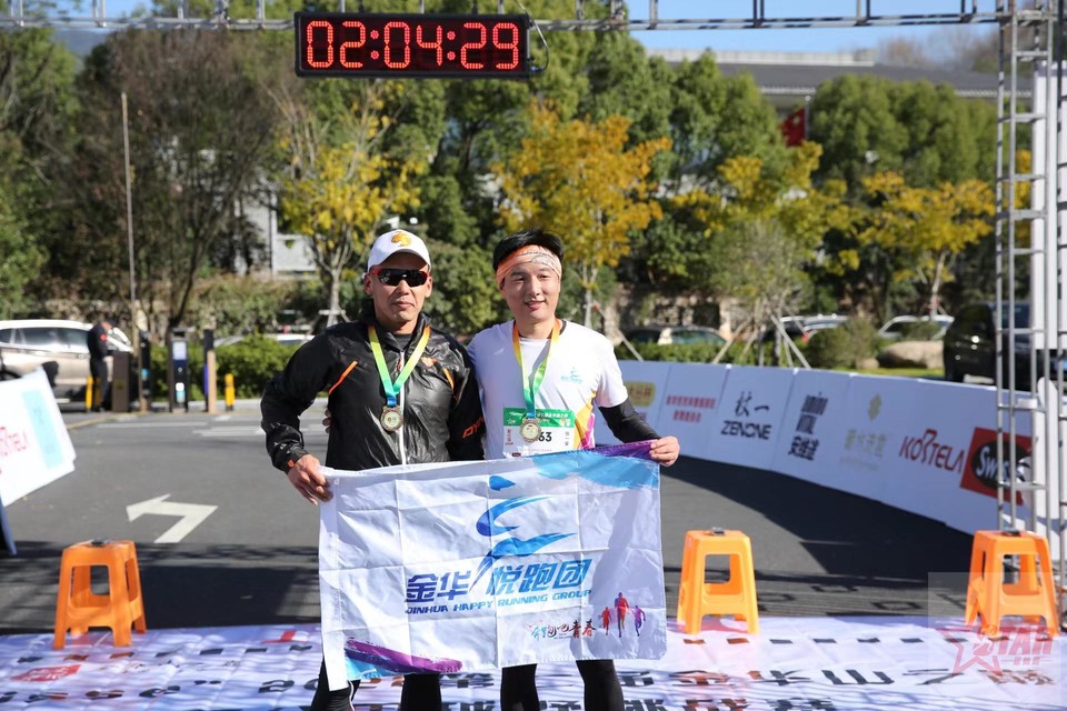 _1wteCsmdYtYk9UM-DCg-3QWdKPcKW6-BKMWnif3n_6Zl0nyuWVHmEDh3moLzDgQ