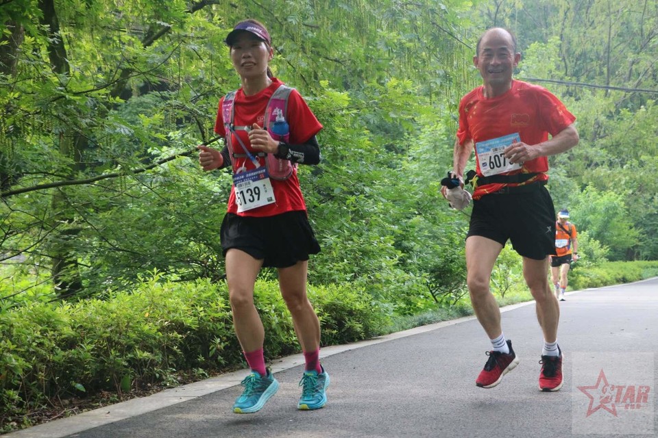 DP_AVsNJLPIpb6siBX-lohD0bRHNsj5xKf6JNabWKGaNM36MdmzGM037F0tJ9GSR