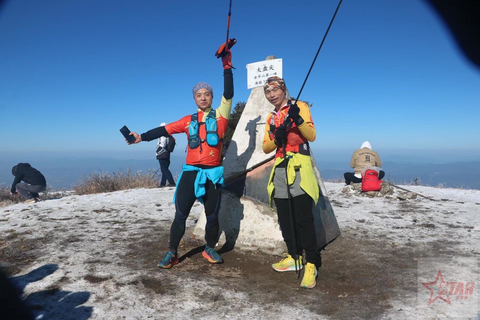 iE_XFlWXwlRc2zOicok_Ui1_zrOiKysc-uAEofjsvwyCYTZtXB_zeXPspV4eXYhS