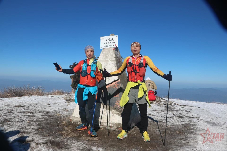 iE_XFlWXwlRc2zOicok_UgdjmclVzYt-PW1Zd4t5vyie9yLoF1BV-mnNflsDsYCK