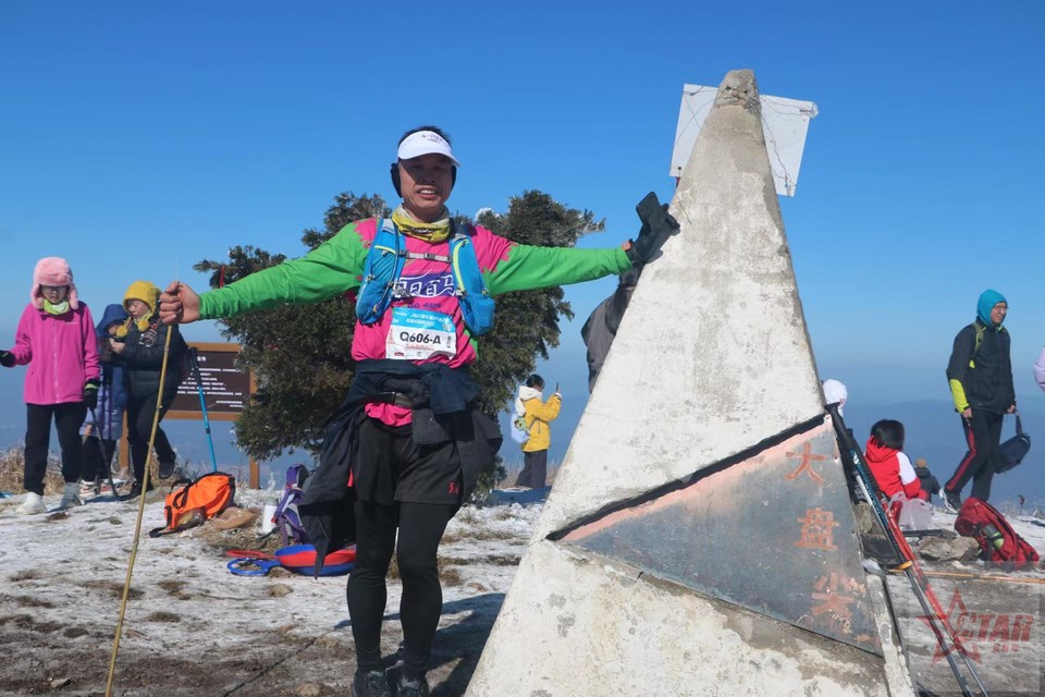 iE_XFlWXwlRc2zOicok_UvM18aRcLvCW_dQQ3N0_8HHRJkWWakyEbb3os1QlXePv