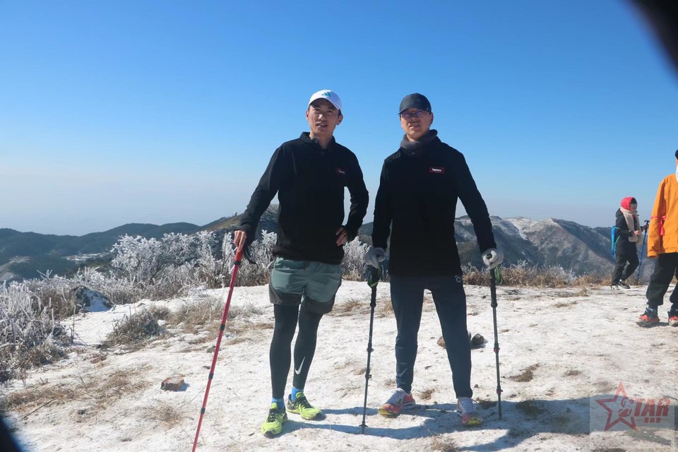 _1wteCsmdYtYk9UM-DCg-_8SdjEF6Ofsf00CeK6oGvD7Ebf-trcSCPkr7VCPEJdu