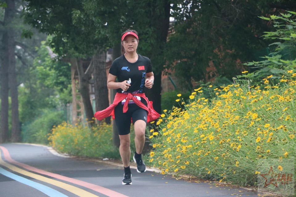 EiiZBPrtt_R0mhDgEKCnMzfFHsl1c1chim7rXdiduk8LlVdsi5xLLDKw-qJM1slf