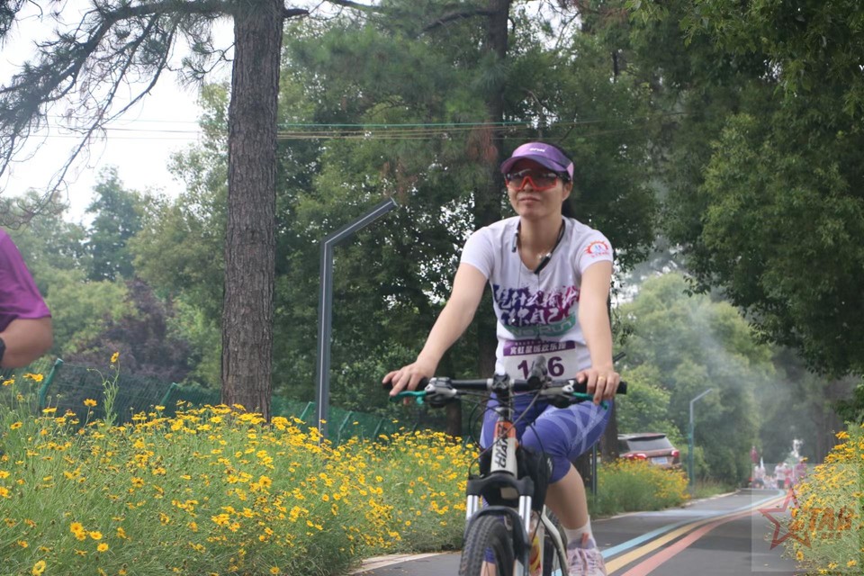 EiiZBPrtt_R0mhDgEKCnM7zEp4HgC3HNSGfGaVy1hdiVQ6yj2dtfJ_wKD45gUBh3