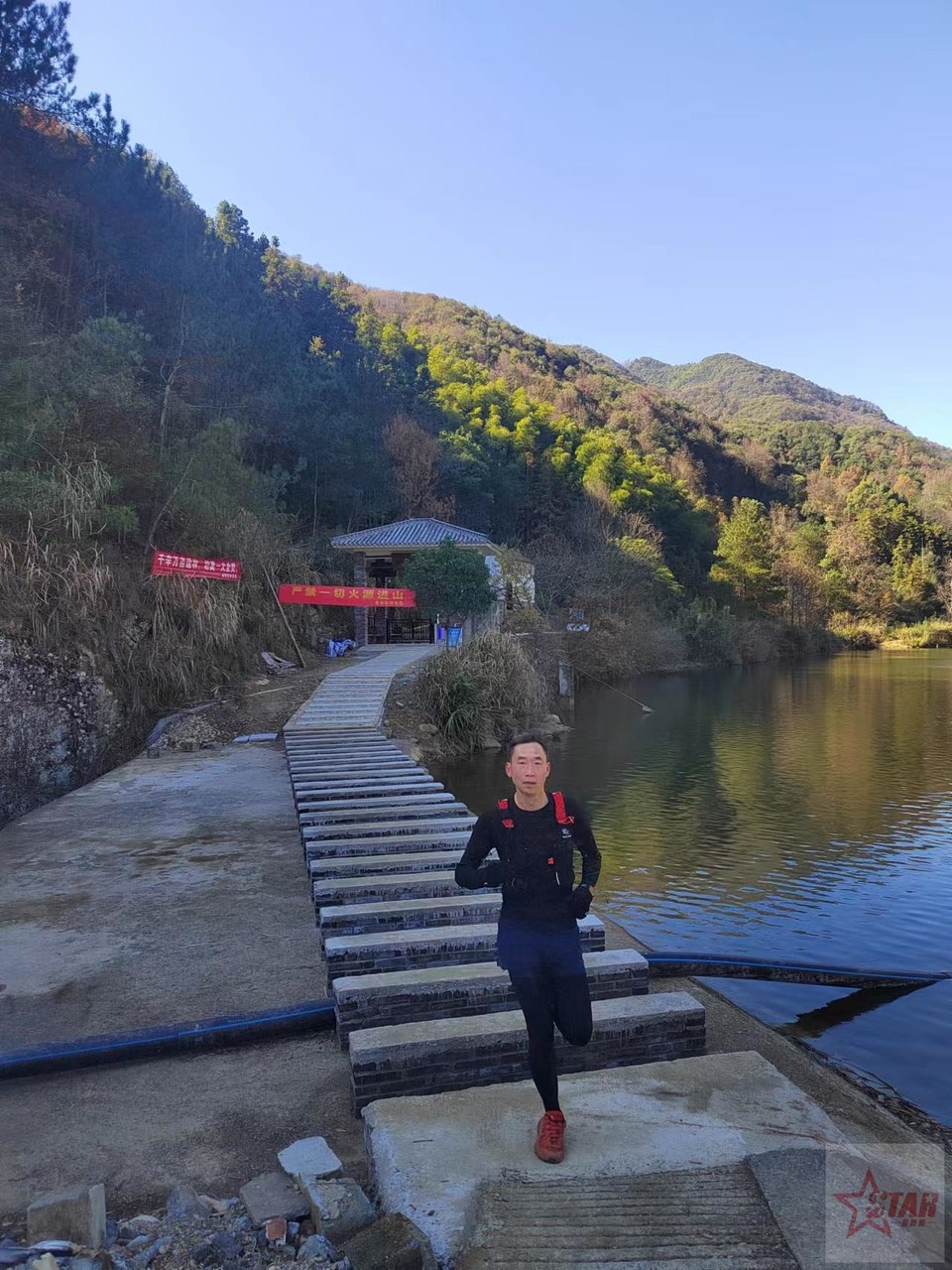 _1wteCsmdYtYk9UM-DCg-3VdD5t2QHonyuXmEZ8t6jtT_VpmBdlxAkxmaUn0JEqj