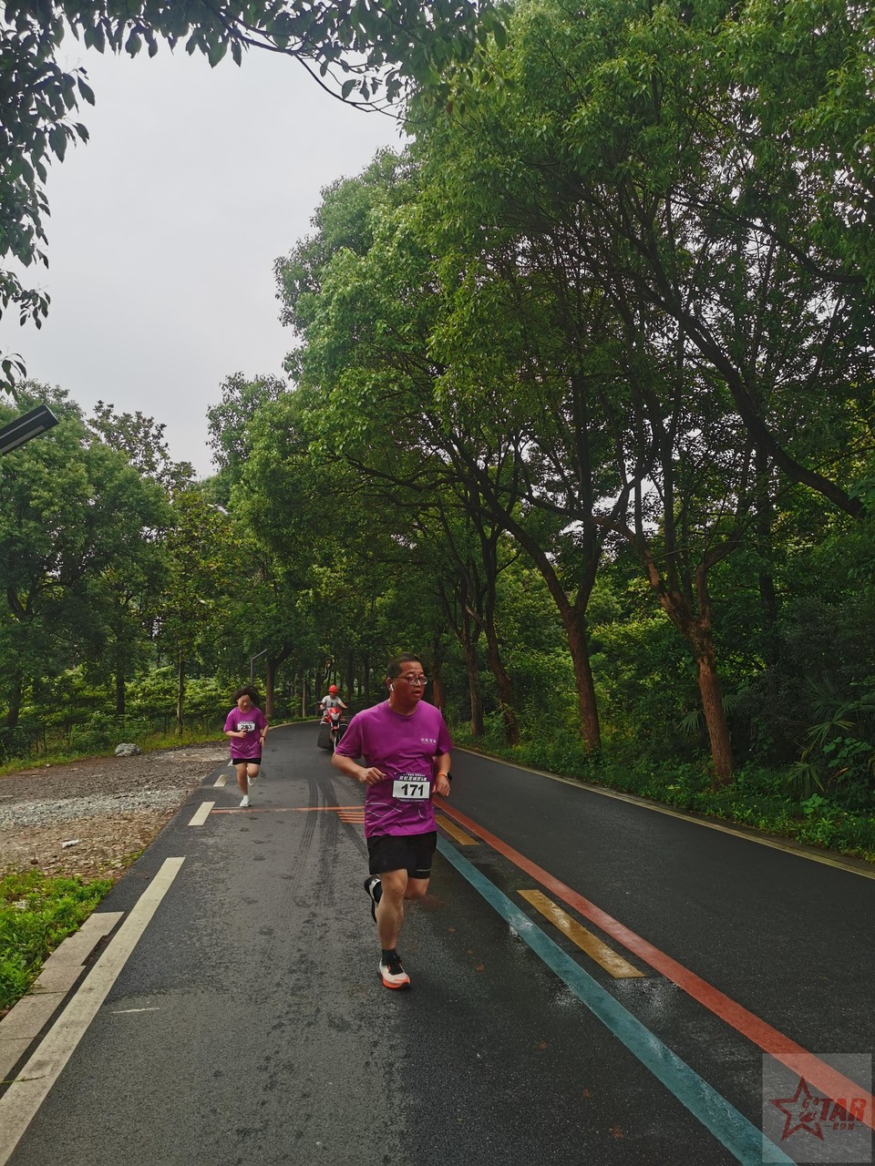 TLg_3OXT_pVGBdh6BBw9CCJUS-nOrwLP9e2SnDIRsGaurUlc_AA29s4IrSvBRCb3