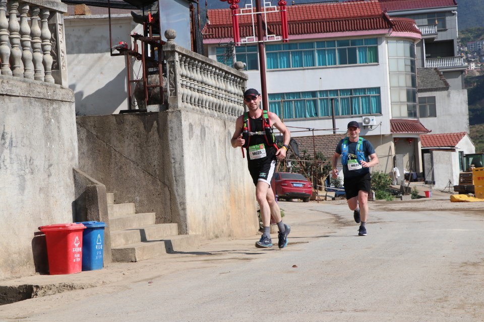 山下曹大樟树null20e0fafba8d23035