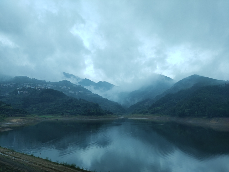 mmexport1601802227616