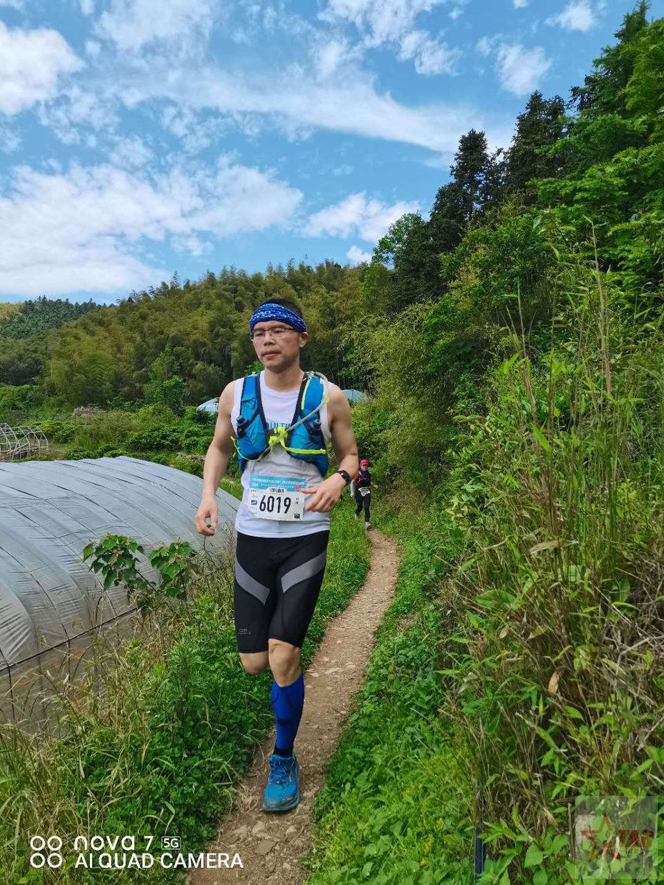 L-UC1K_eip88Ctn4FtgYJoaXNOYRl7x9tXHjVtVptqN5DvPEXynUGiA99rMLnXbJ