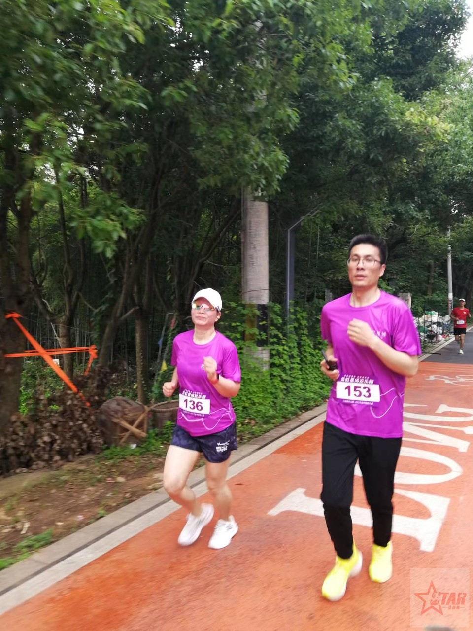 EiiZBPrtt_R0mhDgEKCnM8_A5PhWJt-ph1E-dZGCrm4lkBQA8AK--hDg2CVpia-H