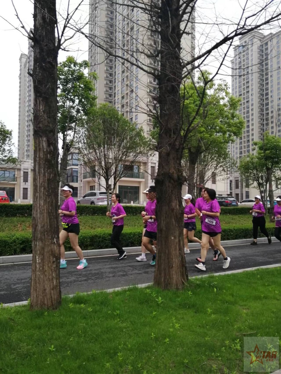 EiiZBPrtt_R0mhDgEKCnM028hZ8yuTmIrW6zULzJbEa8YlKkeKwDiCAz9kQmtiFJ