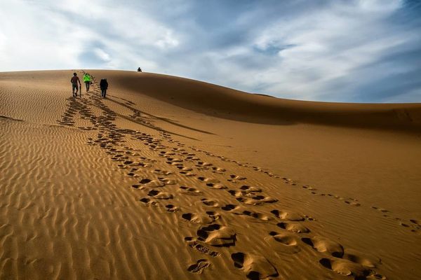 纵穿沙漠|三天两夜 带你轻装穿越中国第四大沙漠--腾格里