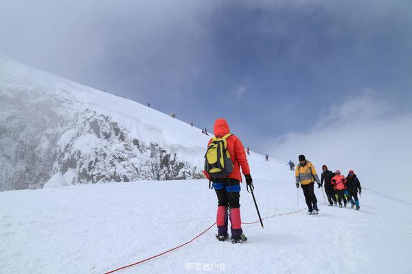 【本周六】光谷青年城室内攀岩+哈巴雪山行前培训会1天活动