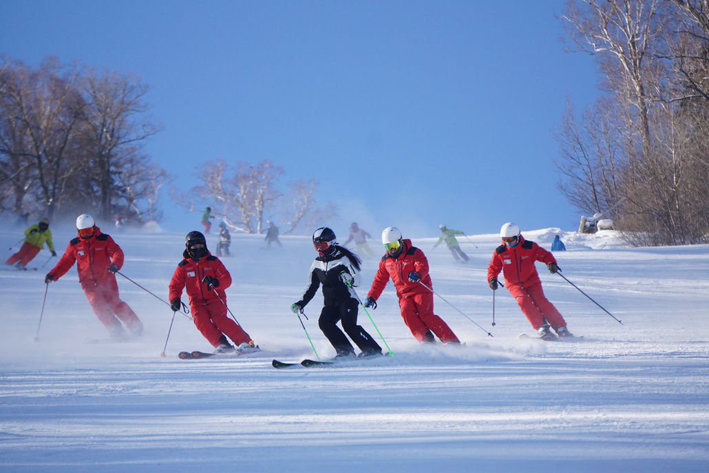 【绿葱坡滑雪 盐池河温泉】1.18-1.