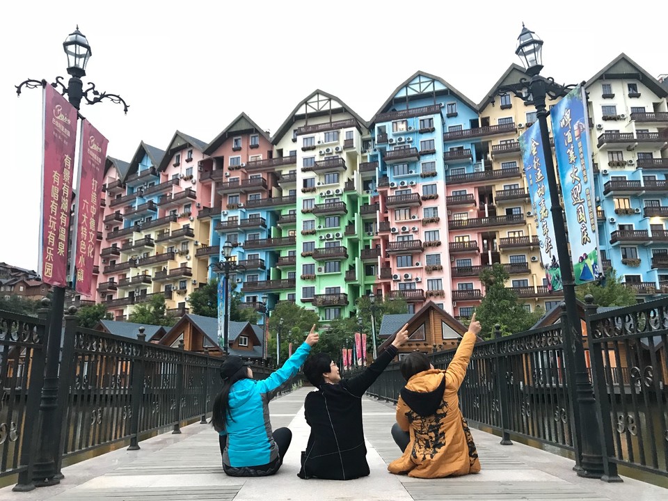 61365E88-E01B-45F6-AFF5-AE6302BD3AFD