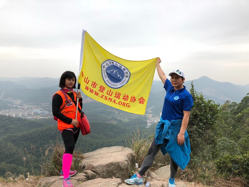 A6207389-7F86-4610-B187-CE4DD3F91212