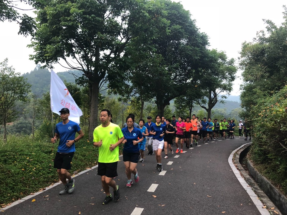 379A27F6-13A0-4F53-A07A-645F538E48D7