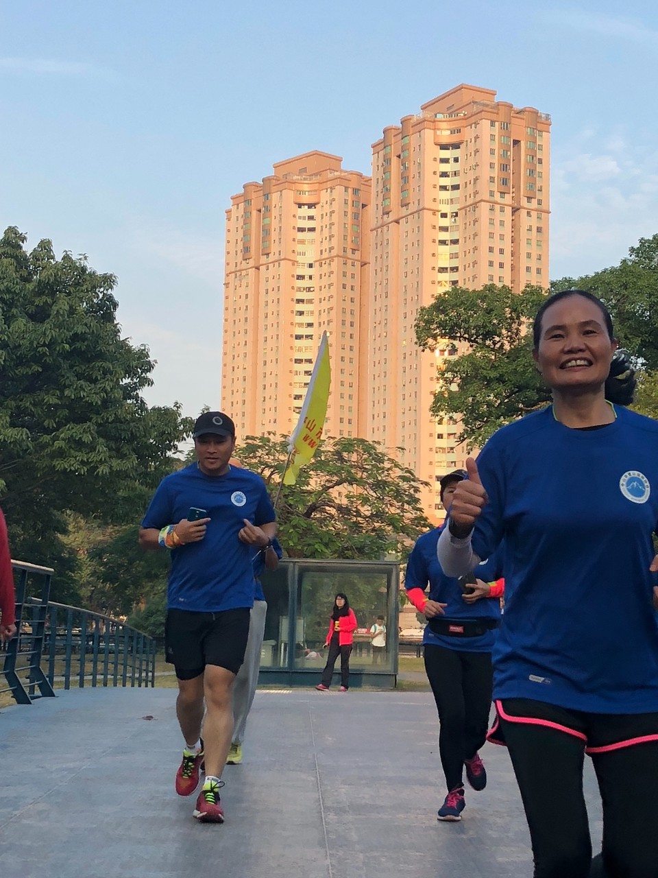 ABA7C7F4-8C89-4D58-AEC6-A03575652AA4