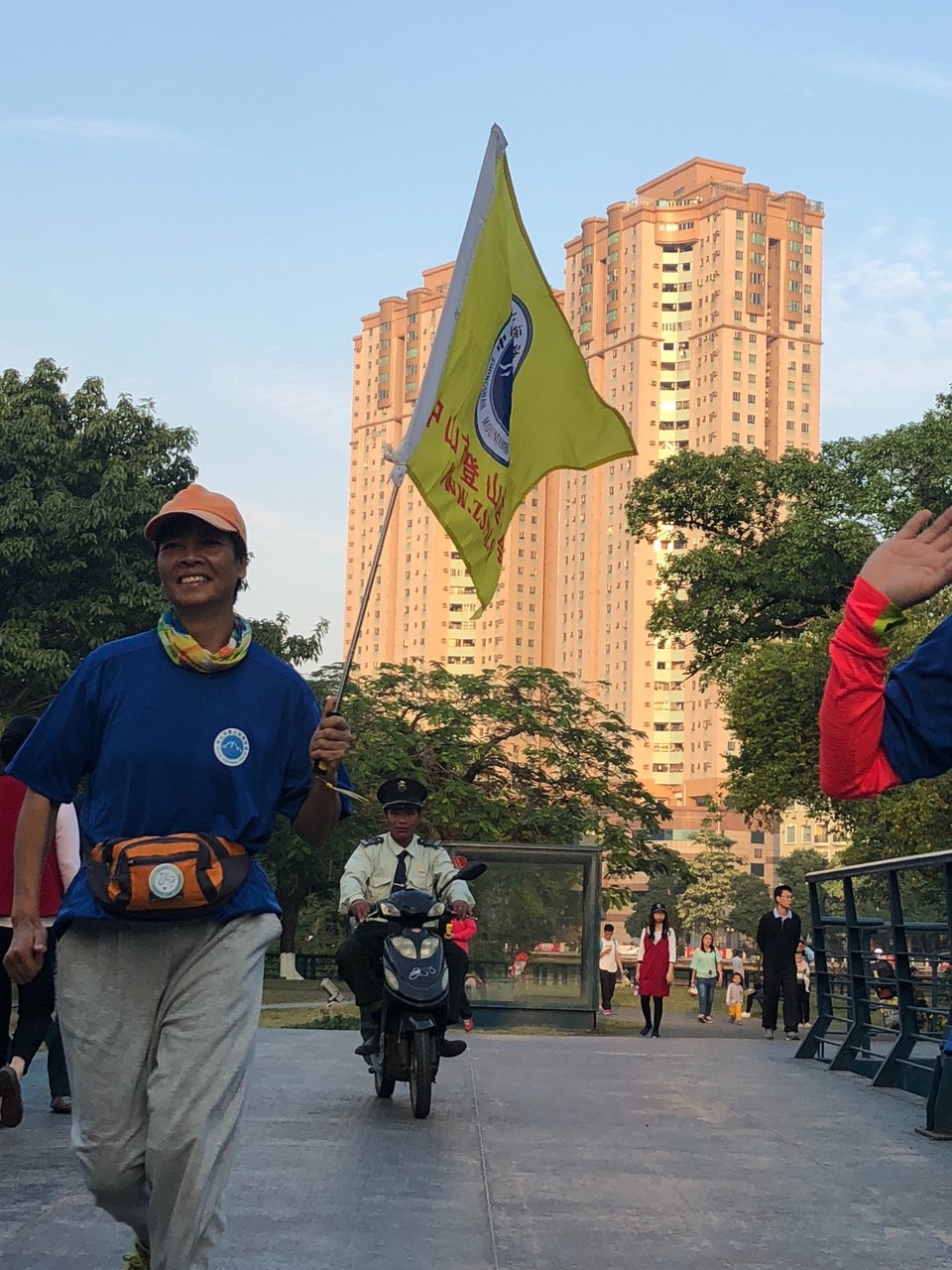 AB7079CF-94E5-41F7-BFE1-4F693642EB2D