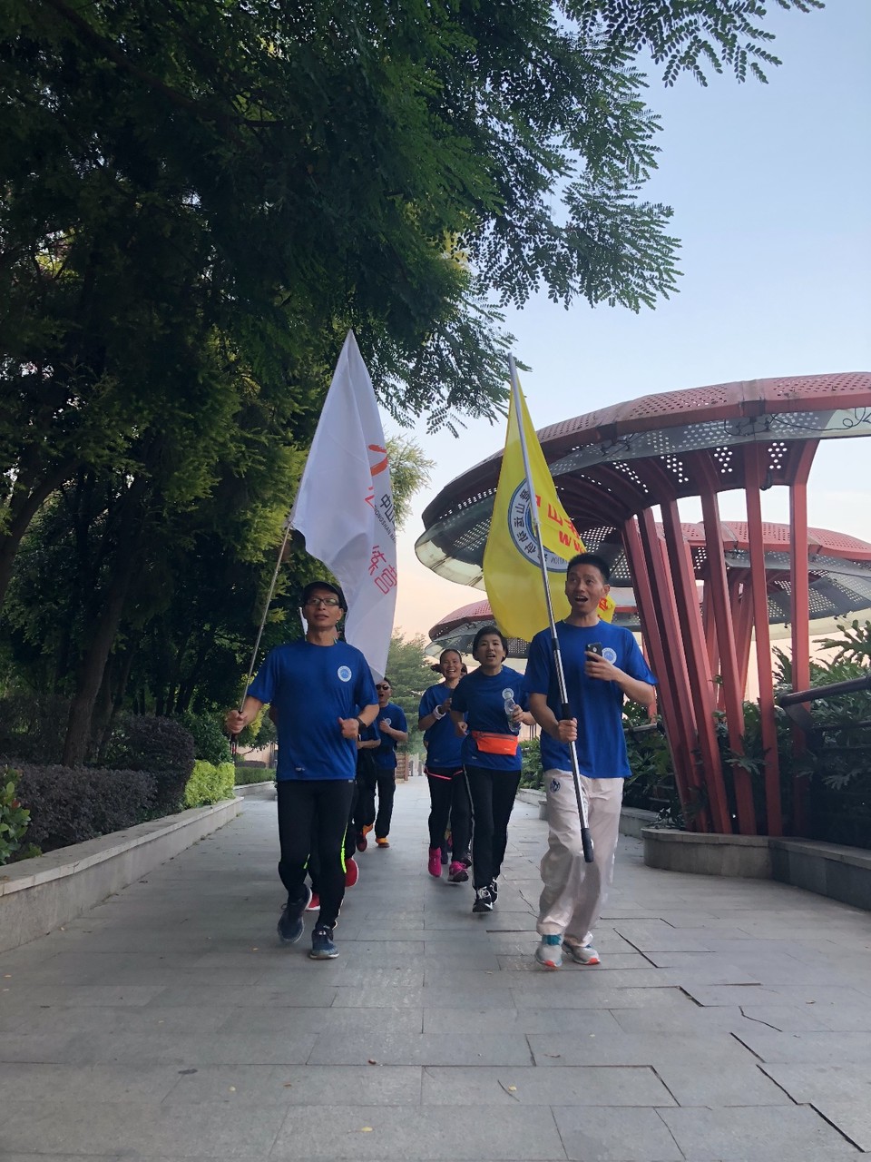 BACB41C6-20F1-43C0-B5FB-B884F4553890